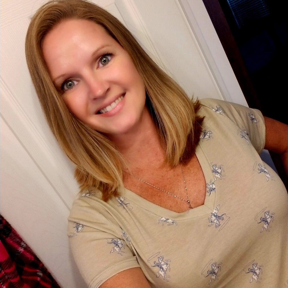 Meet your Posher, Valerie